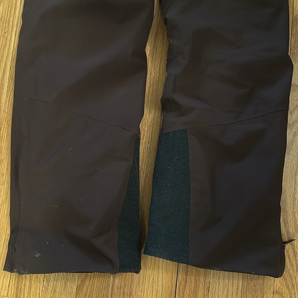 Backcountry sz XS Last Chair Stretch Insulated One-Piece Suit, Cold Brew/Black - Picture 4 of 12